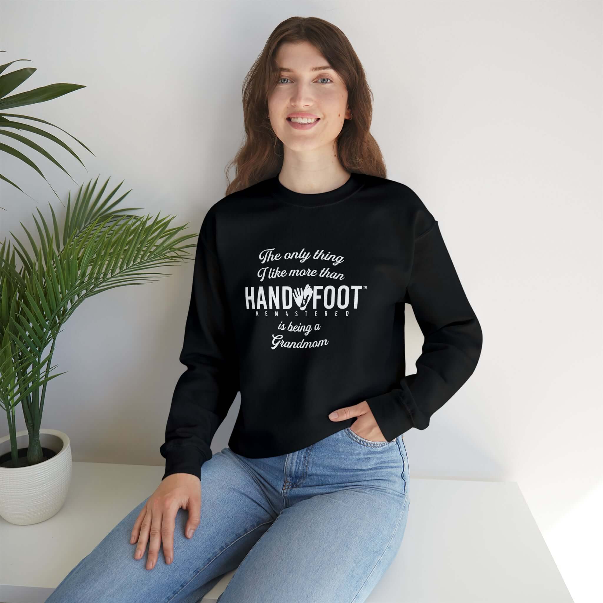 Being a Grandmom Unisex Heavy Blend™ Crewneck Sweatshirt