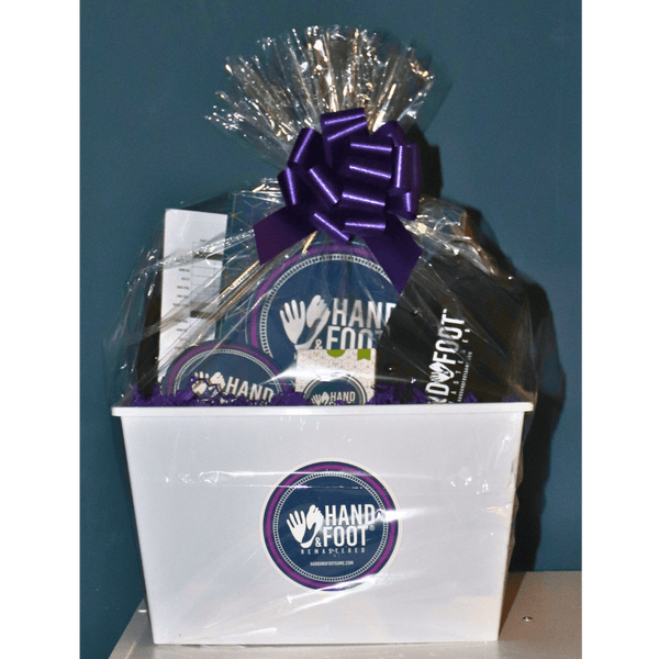 Image of a Hand and Foot Remastered 8 Player Gift Set